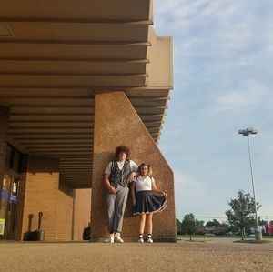 Meet your Posher, Hunter